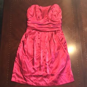 *Worn ONCE* Fuchsia formal strapless dress.